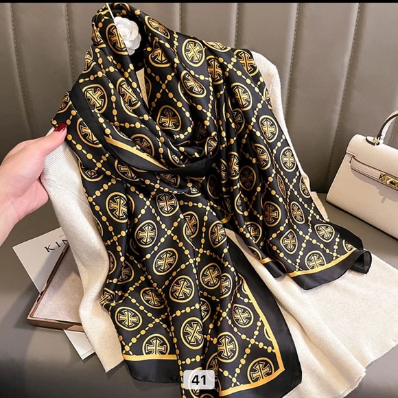 High quality long silk satin scarf 🧣 - Picture 6 of 6